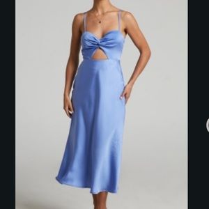 Showpo twist midi dress NWT